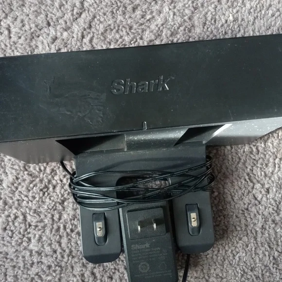 Shark AI Robot Vacuum Charging Dock Base - Picture 4 of 7